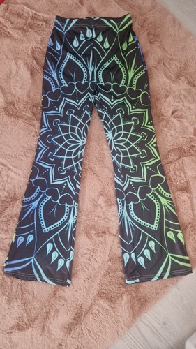 Hose mit leichtem - , schlag