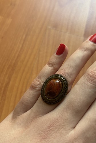 Altgoldener ring mit braunem - altgoldener,